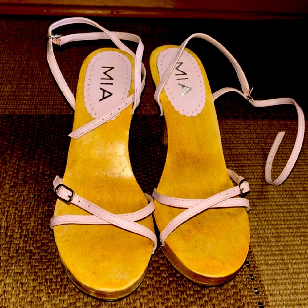 MIA Pink wooden Heels size 8